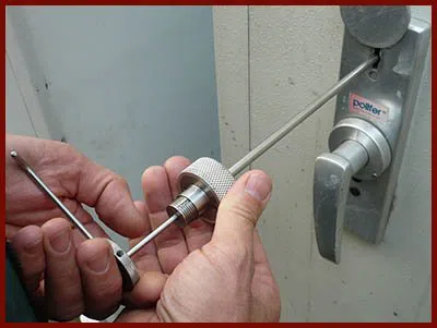 Locksmith Lock Store Portland, OR 503-716-1487 - 5-lock-opening